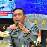 Kepala Bakamla RI Beri Pengarahan kepada Personel Zona Tengah di Manado