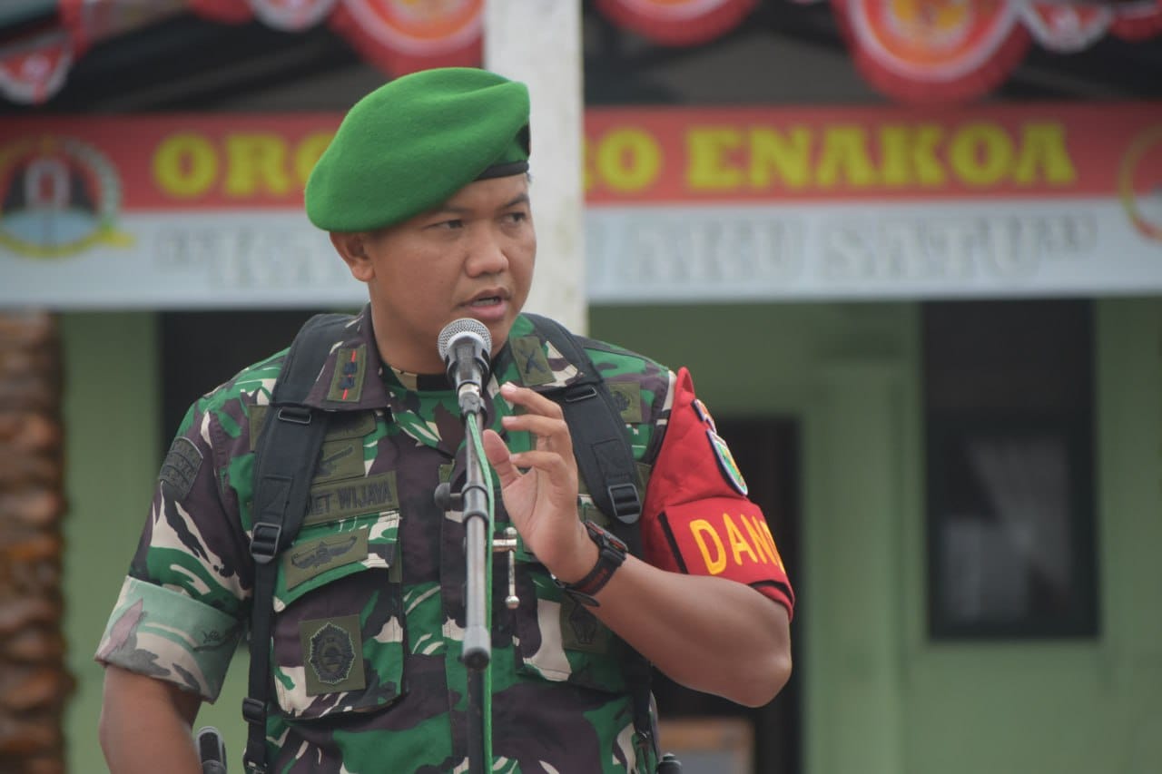 Apel Pagi, Dandim 1710/Mimika Tekankan Prajurit dan PNS Kodim Peka Dengan Situasi Yang Berkembang dan Sosialisasikan Kamtibmas Secara Humanis Kepada Masyarakat