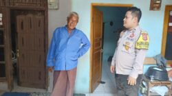 Perkuat Kemitraan, Bhabinkamtibmas Polsek Cibeber Sambangi Warga