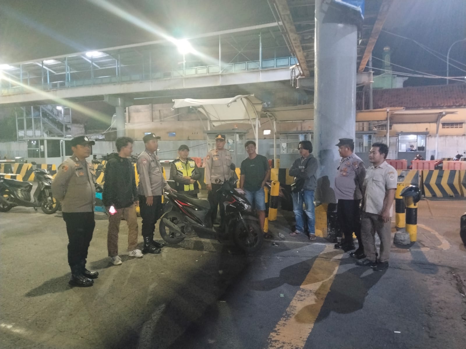 Patroli Blue Light Upaya Kskp Polres Cilegon Polda Banten Merak Menekan Aksi Tindak kriminalitas