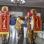 Ny. Tanya Rano Tilaar Resmi Dikukuhkan Sebagai Ibu Asuh Taruna Akmil Ny. Tanya Rano Tilaar Resmi Dikukuhkan Sebagai Ibu Asuh Taruna Akmil