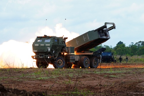 Dentuman HIMARS Guncang Baturaja, TNI dan US Army Perkuat Kesiapan Tempur di Super Garuda Shield 2025
