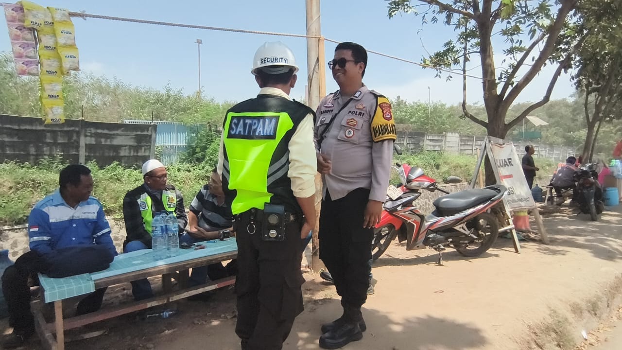 Polsek Ciwandan Lakukan Sambang dan Patroli Dialogis Bersama Security