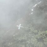 Kodim 1710/Mimika Bantu Pencarian Helikopter PK-IWS Milik Maskapai Penerbangan Intan Angkasa Yang Hilang Kontak