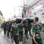 TNI Bergerak Cepat Evakuasi Korban Banjir di Denpasar, Kodam IX/Udayana Kerahkan Ratusan Prajurit