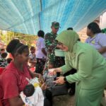 Dukung Program Penurunan Angka Stunting, Kodim 1710/Mimika Beri Makanan Tambahan Kepada Balita Jelang Peringatan HUT Ke-80 TNI