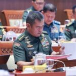 Panglima TNI dan Menhan RI Hadiri Raker dengan Komisi I DPR RI Bahas Penyesuaian Anggaran 2026