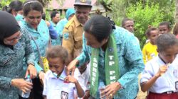 PKK Papua Barat Daya Kunjungi Kampung Terpencil di Sorong Selatan