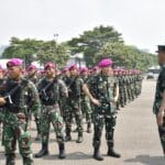 Prajurit Yonif 2 Marinir Ikuti Apel Kesiapan Kontingen TNI AL Sambut HUT TNI ke-80