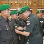Serah Terima Jabatan dan Tradisi Warga Baru Akademi Militer Serah Terima Jabatan dan Tradisi Warga Baru Akademi Militer