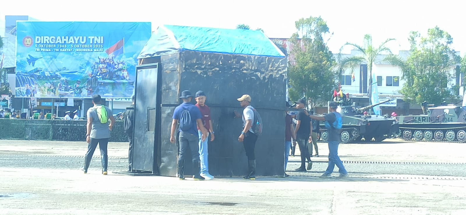 HUT TNI ke-80 di Papua Barat Daya: TNI Prima dan Kuat Bersama Rakyat untuk Indonesia Maju