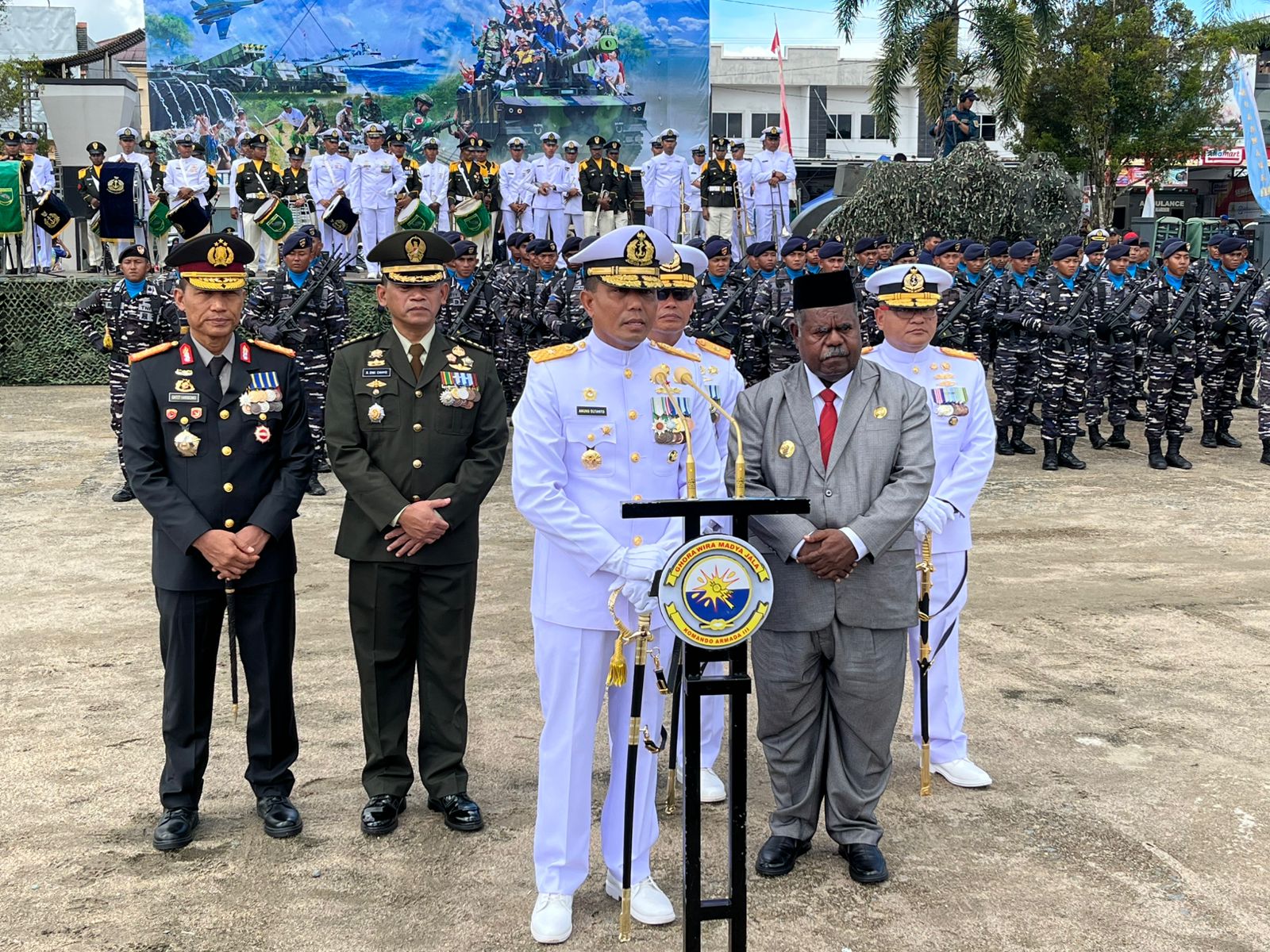 Kapolda PBD Hadiri HUT TNI ke 80: Sinergitas Polri dan TNI Bersama Rakyat Wujudkan Indonesia Maju