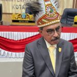 John E. Lewerissa Resmi Pimpin DPR Kota Sorong Periode 2024-2029