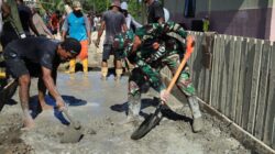 Sinergi TNI dan Rakyat, Satgas TMMD Kodim 1505/Tidore Bersama Warga Cor Tiang Masjid
