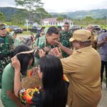Pangdam XVIII/Kasuari Kunjungi Kabupaten Tambrauw, Perkuat Sinergi dan Tanamkan Semangat “Rakyat Satu Hati Bangun Negeri