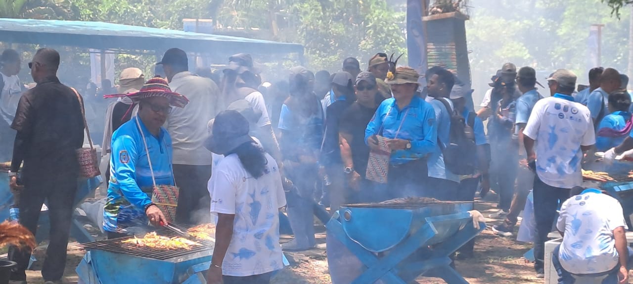 Wagub PBD Buka Festival Pesona Raja Ampat 2025: Dorong Wisata Dunia dan Ekonomi Kelautan Berkelanjutan Wagub PBD Buka Festival Pesona Raja Ampat 2025: Dorong Wisata Dunia dan Ekonomi Kelautan Berkelanjutan