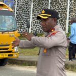 Hari ke II, Personel Polres Maybrat Laksanakan Pengamanan Ibadah KKR Dalam Rangka HUT ke-74 Theofani di Bumi A3