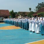 Serentak, Babinsa Kodim Bojonegoro Gelar Penguatan Bela Negara Dikalangan Pelajar Serentak, Babinsa Kodim Bojonegoro Gelar Penguatan Bela Negara Dikalangan Pelajar