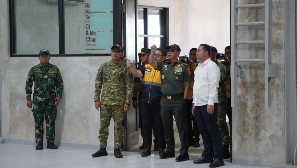 Panglima TNI Tinjau Pembangunan Fasilitas Latihan Multidimensi di Pusdiklat Kopassus Batujajar Panglima TNI Tinjau Pembangunan Fasilitas Latihan Multidimensi di Pusdiklat Kopassus Batujajar