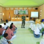 Satgas TMMD ke-126 Kodim 1505/Tidore Berikan Penyuluhan Bahaya Narkoba kepada Pelajar