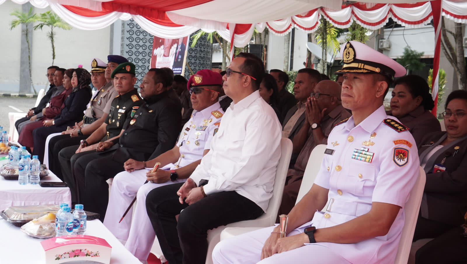 Teguhkan Semangat Persatuan, Dansatrol Kodaeral XIV Hadiri Upacara Peringatan Sumpah Pemuda Di Sorong Teguhkan Semangat Persatuan, Dansatrol Kodaeral XIV Hadiri Upacara Peringatan Sumpah Pemuda Di Sorong