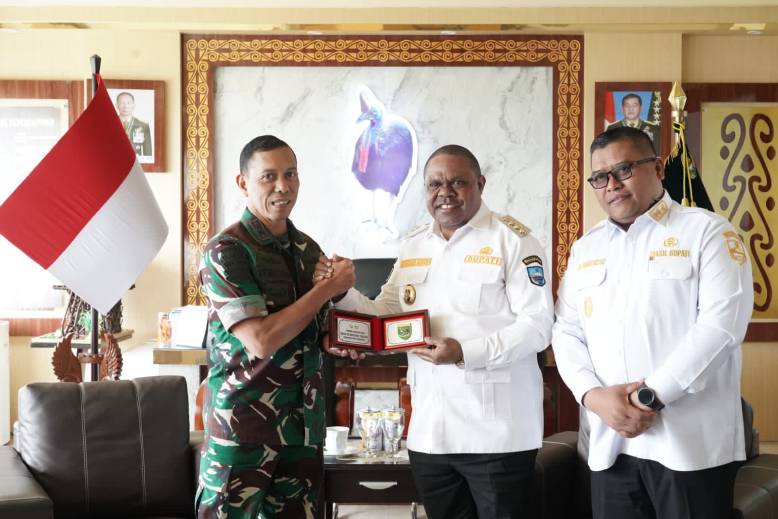 Pangdam Kasuari Terima Audiensi Bupati Manokwari Bahas Sinergi Percepatan Pembangunan, Hingga Keamanan Wilayah Manokwari