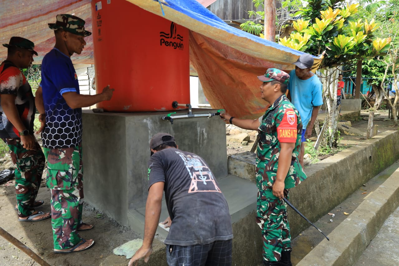 Pastikan Tepat Waktu dan Berkualitas, Dansatgas TMMD Ke-126 Kodim 1505/Tidore Cek Langsung Progres Pembangunan Fisik dan Sasaran Tambahan Pastikan Tepat Waktu dan Berkualitas, Dansatgas TMMD Ke-126 Kodim 1505/Tidore Cek Langsung Progres Pembangunan Fisik dan Sasaran Tambahan