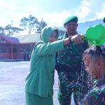 Komandan Kodim 1714/Puncak Jaya Pimpin Upacara Kenaikan Pangkat dan Korp Raport Pindah Satuan