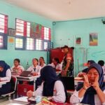 Babinsa Loa Duri Ilir Lakukan Pengawasan Distribusi MBG di SMP Negeri 1 Loa Janan Babinsa Loa Duri Ilir Lakukan Pengawasan Distribusi MBG di SMP Negeri 1 Loa Janan