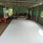 Semangat Terus Berlanjut, Satgas TMMD 126 Kodim Tambrauw Lanjutkan Perehaban Gereja di Tahap Dinding dan Pemasangan Keramik