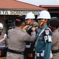Polresta Sorong Kota Laksanakan Apel Gelar Pasukan Operasi Zebra Dofior 2025