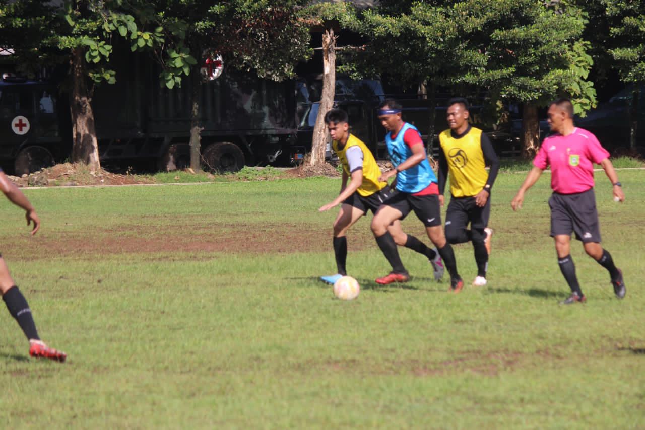 Big Match, Yonif 2 Marinir Laksanakan Laga Persahabatan Sepak Bola Bersama Yonif 6 Marinir