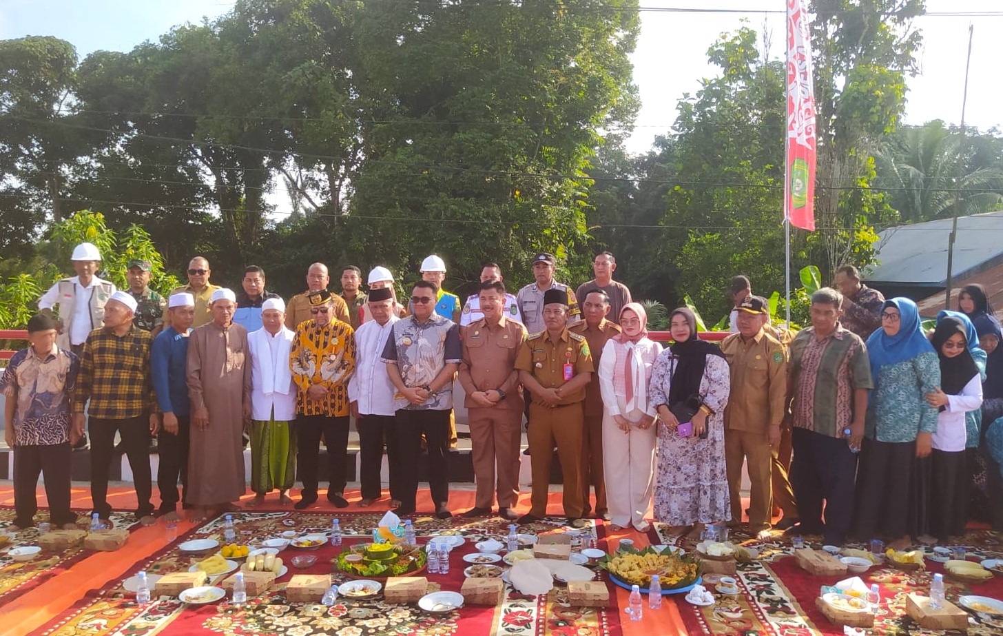 Wujud Syukur, Danramil Hadir Dalam Acara Syukuran Peresmian Dan Doa Bersama Penggunaan Jembatan