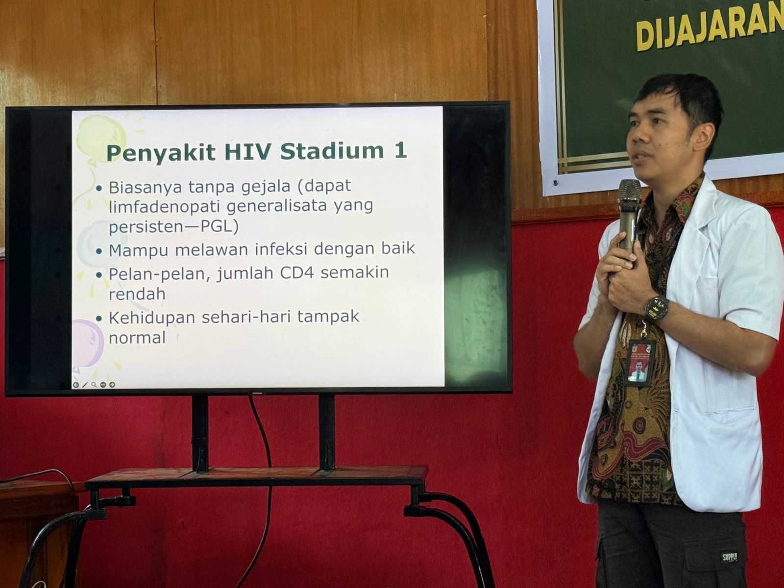 Kodim 1714/PJ Laksanakan Penyuluhan Kesehatan Waspadai Penyakit Infeksi Menular Seksual dan HIV-AIDS Kodim 1714/PJ Laksanakan Penyuluhan Kesehatan Waspadai Penyakit Infeksi Menular Seksual dan HIV-AIDS