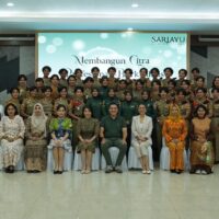 Gubernur Akademi Militer Hadiri Acara Profesional Make Up Taruni Akmil