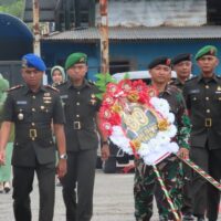 Beri Penghormatan Kepada Arwah Para Pahlawan, Kodim 1710/Mimika Bersama Satuan TNI AD di Timika Gelar Upacara Tabur Bunga Peringati Hari Juang TNI AD Ke-80 TA 2025