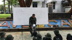 Pelatih Terbaik Yonif 2 Marinir Turunkan Ilmu Bertahan Hidup di Hutan dan Kesehatan Lapangan kepada Siswa Siswi Ombudsman