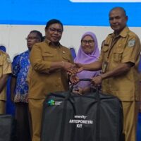 Pemkot Sorong Perkuat Layanan Kesehatan Primer, 111 Posyandu Terima Posyandu Prima dan Antropometrikit