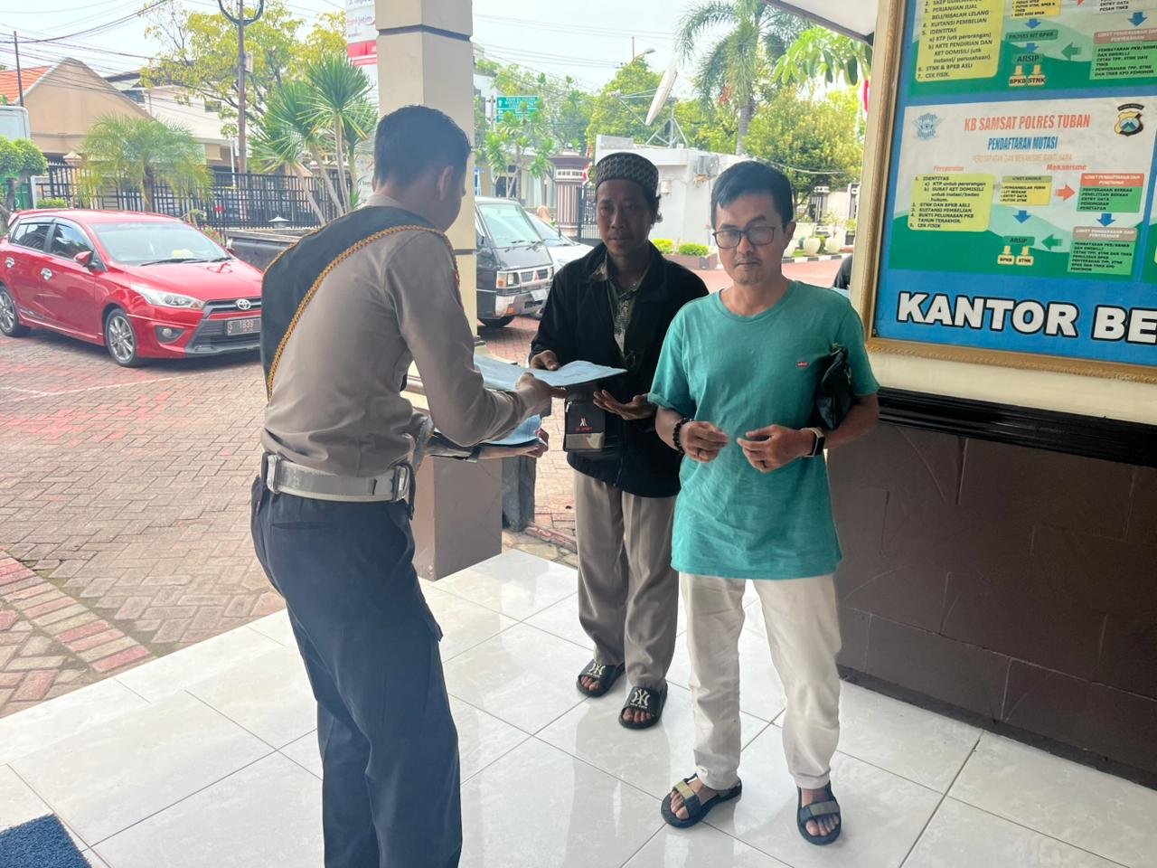 Dari Takut Jadi Percaya: Cara Satlantas Polres Tuban Mendekatkan Hukum ke Rakyat