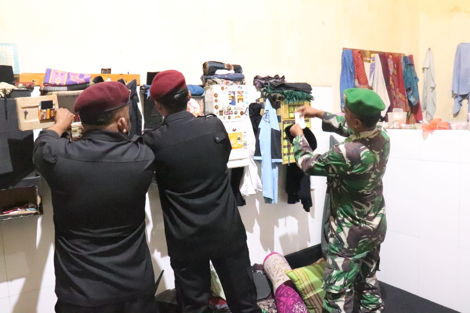 Koramil Kraksaan Mengikuti Apel Siaga Nataru Dan Razia Lapas