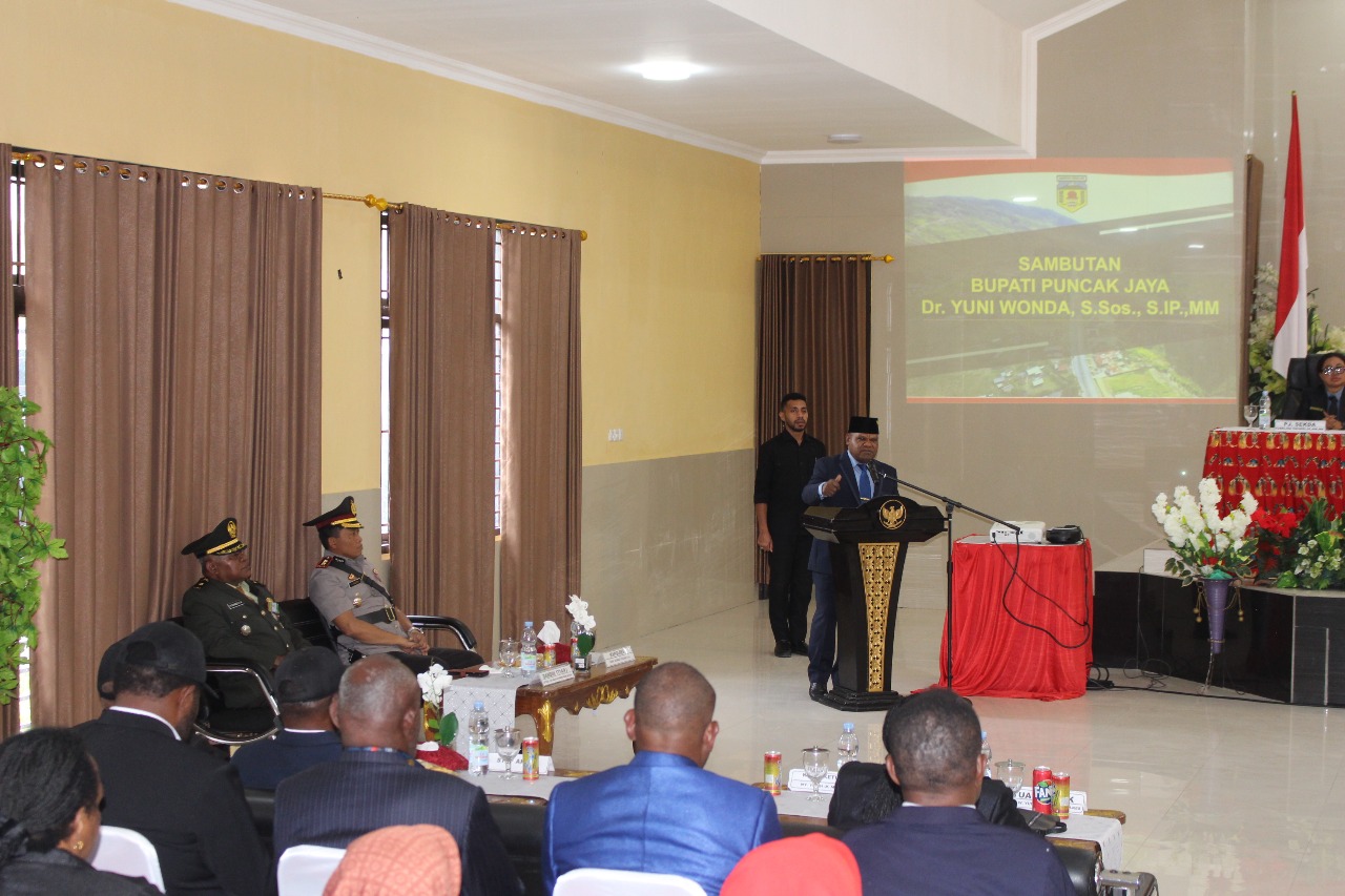 Kodim 1714/PJ Hadiri Sidang Penyerahan Raperda APBD 2026, Tegaskan Dukungan terhadap Pembangunan Daerah Kodim 1714/PJ Hadiri Sidang Penyerahan Raperda APBD 2026, Tegaskan Dukungan terhadap Pembangunan Daerah