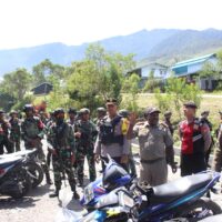 Prajurit Kodim 1714/PJ Bersama Polri Gelar Patroli, Pastikan Keamanan Jelang Perayaan Natal di Puncak Jaya