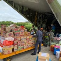 Posko Peduli Bencana Lanud Sultan Hasanuddin Salurkan Bantuan Untuk Korban Bencana di Aceh, Sumbar dan Sumut