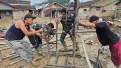 TNI Bangun Sumur Bor untuk Penuhi Kebutuhan Air Bersih Pengungsi Banjir di Batang Toru