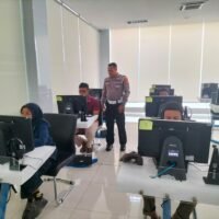 Bukan Razia, Tapi Pelukan Sosial: Polantas Menyapa di Tuban