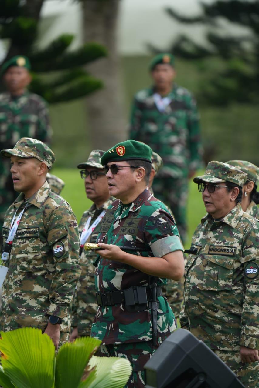 Gubernur Akmil Dampingi Pimpinan SIG Hadiri Pembukaan Retret Terintegrasi SIG Group 2026 Gubernur Akmil Dampingi Pimpinan SIG Hadiri Pembukaan Retret Terintegrasi SIG Group 2026