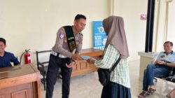 Pelayanan Lalu Lintas Tanpa Sekat, Polres Tuban Sambangi Warga Desa