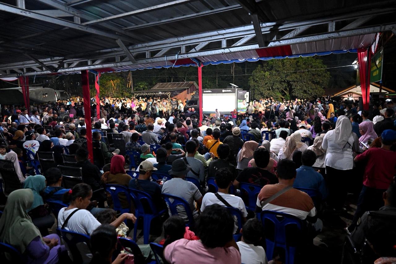 Wakil Panglima TNI Dampingi Presiden Prabowo Subianto Doa Bersama Warga Terdampak Bencana di Malam Tahun Baru 2026