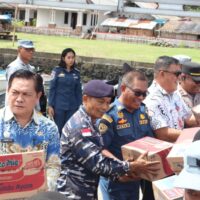 Bakamla RI Lepas KN. Singa Laut-402 untuk Misi Kemanusiaan ke Siau