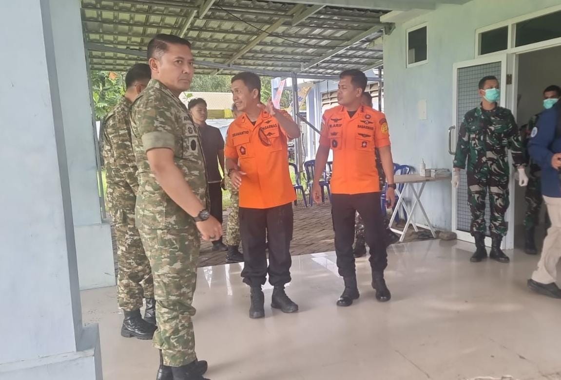 Satu Jenazah Korban Jatuhnya Pesawat ATR 42-500 Berhasil Dievakuasi ke Lanud Sultan Hasanuddin Satu Jenazah Korban Jatuhnya Pesawat ATR 42-500 Berhasil Dievakuasi ke Lanud Sultan Hasanuddin